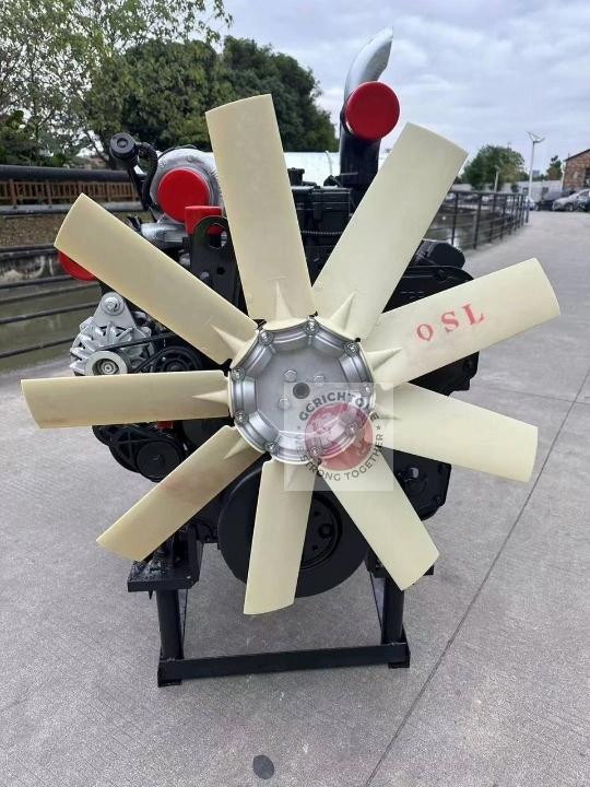 Дизельный двигатель Cummins QSL8.9